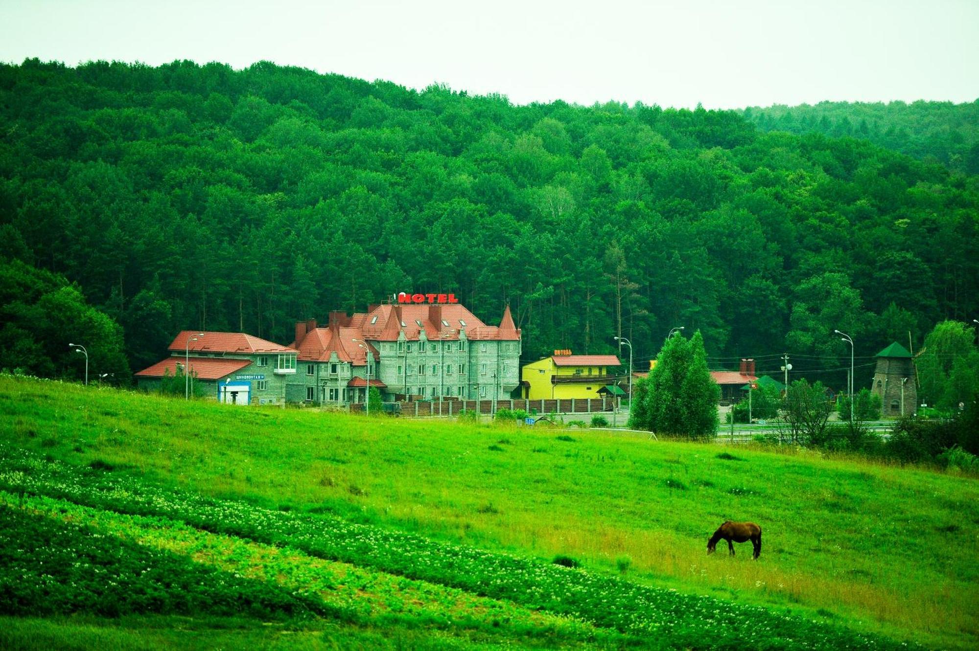 Oazis-M Hotel Babin Exterior foto